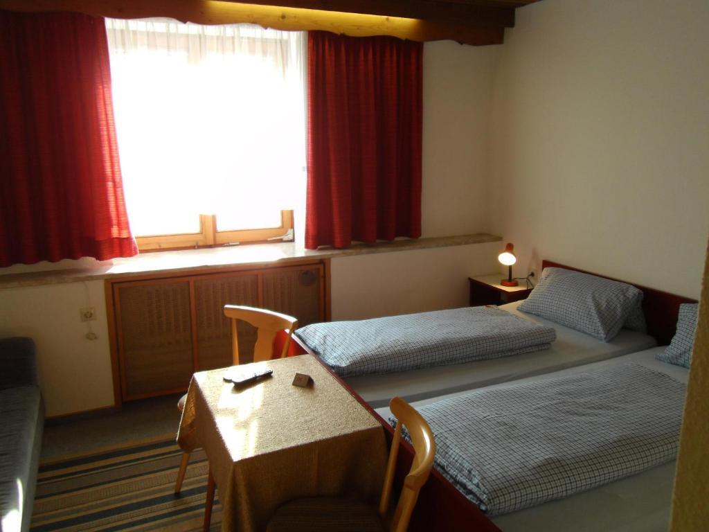 Hotel Gasthof Zum Neubau Кіслеґґ Номер фото