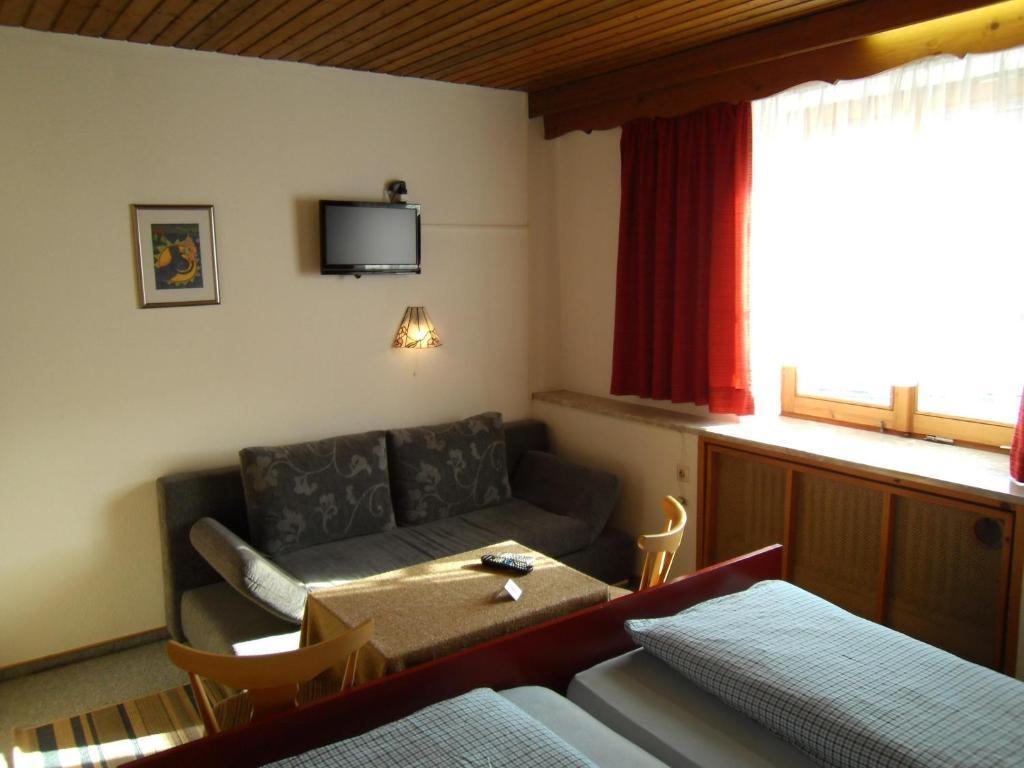Hotel Gasthof Zum Neubau Кіслеґґ Номер фото