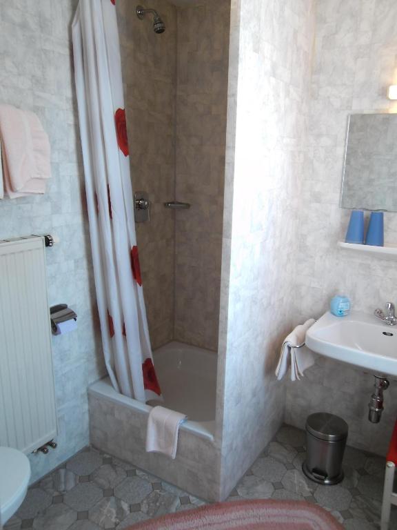 Hotel Gasthof Zum Neubau Кіслеґґ Номер фото